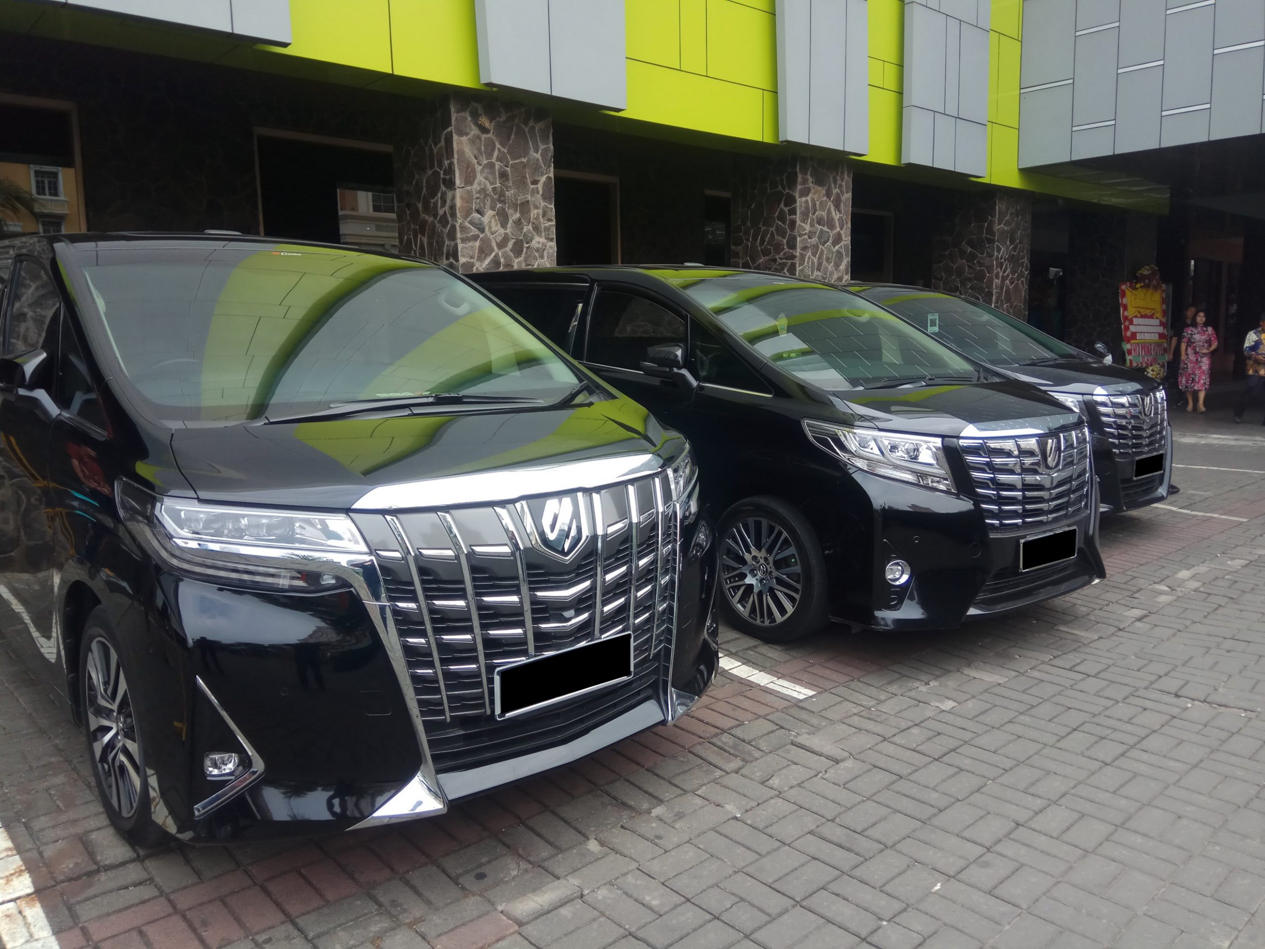 Sewa Alphard Transformer Jakarta, Sewa Mobil Mewah, Rental Mobil Pengantin Jakarta, Sewa Wedding Car Jakarta, Sewa Mobil Pengantin Bogor, Sewa Mobil Pengantin, Bekasi, Sewa Mobil Pengantin Tangerang, Sewa Mobil Pengantin Karawang, Sewa Mobil Pengantin Bandung