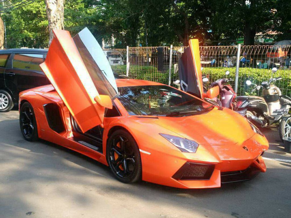Sewa Mobil Lamborghini, Sewa Wedding Car, Sewa Mobil Pengantin Jakarta, Sewa Mobil Mewah, Rental Mobil Pengantin, Rental Mobil Mewah Jakarta, Sewa Mobil Pengantin Depok, Sewa Mobil Pengantin Bekasi, Sewa Mobil Pengantin Tangerang, Sewa Mobil Pengantin Bogor, Sewa Mobil Pengantin Karawang