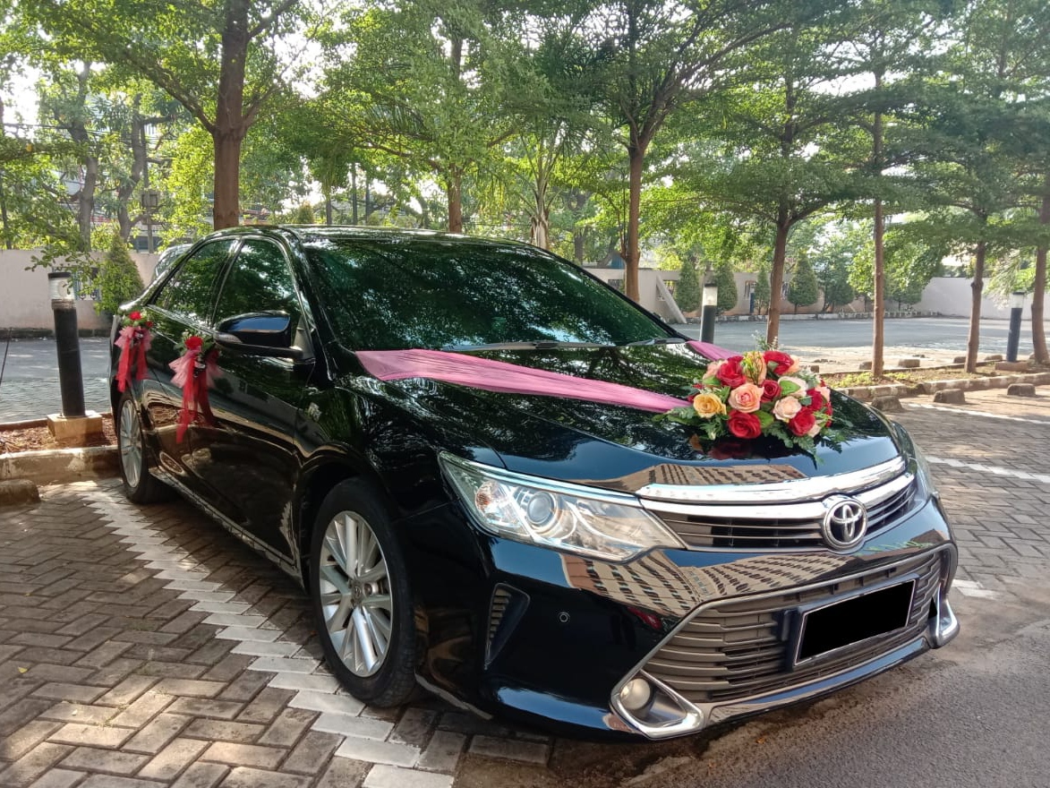 sewa-mobil-Camry-pengantin-mewah-jakarta-bogor-depok-tangerang-bekasi-bandung